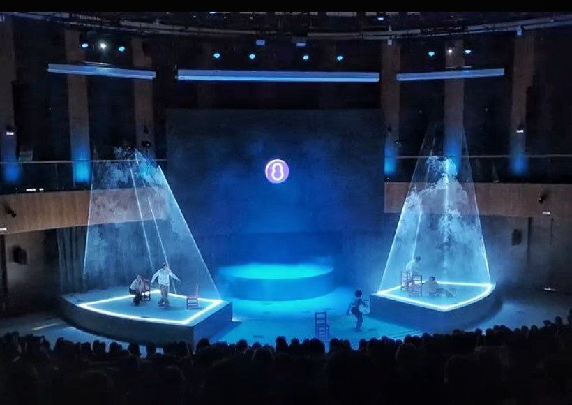 Лазерное шоу на открытии ФЕСТИВАЛЯ НОВЫХ МЕДИА - 2025